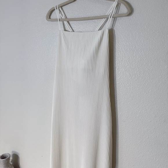 COS PLISSÉ MIDI WHITE SLIP DRESS New with tags size S - Picture 3 of 9